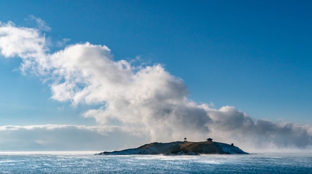 蓬莱仙境 Fairyland II 新疆Xinjiang China
别跟我说:好的照片只能在日落日出在能拍到好照片,摄影是主动寻觅,用心追求,才能得到的。-CK NG