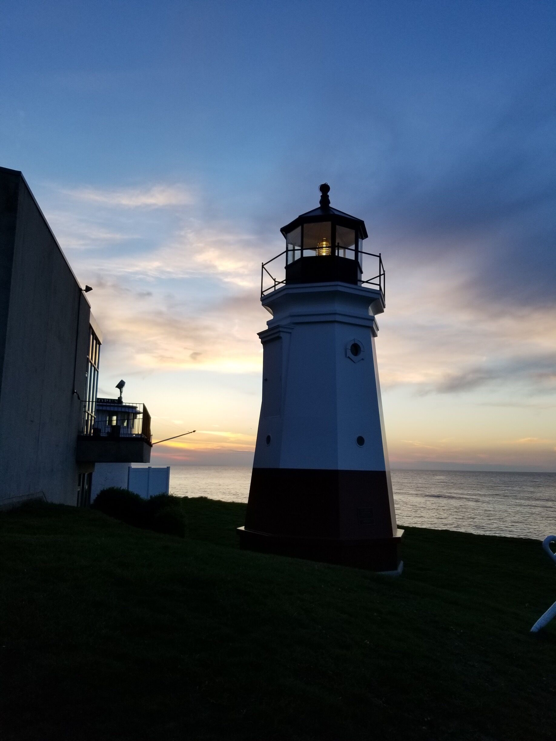 A great place to drop anchor. Cute little town nestled by a great lakes and a short ride to Put in Bay. An island known for the famous lake Erie battle of 1812.