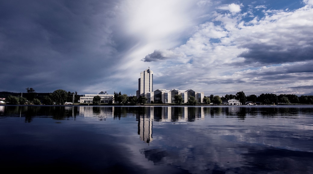 You can walk around Munksjön and find many interesting things to photograph. I find something new every time.