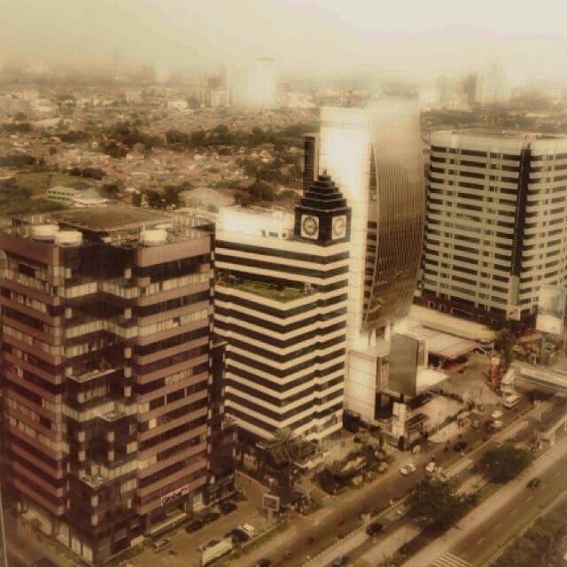 Jakarta is very quiet at this time of the year... That is because of Ramadhan Festive where everybody are gone back to their home town... Next week is going to be hectic again