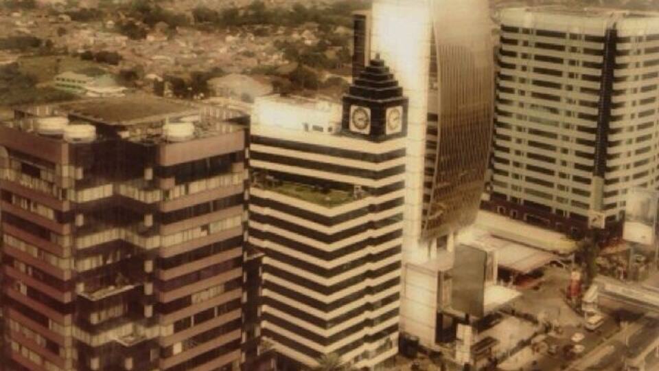 Jakarta is very quiet at this time of the year... That is because of Ramadhan Festive where everybody are gone back to their home town... Next week is going to be hectic again