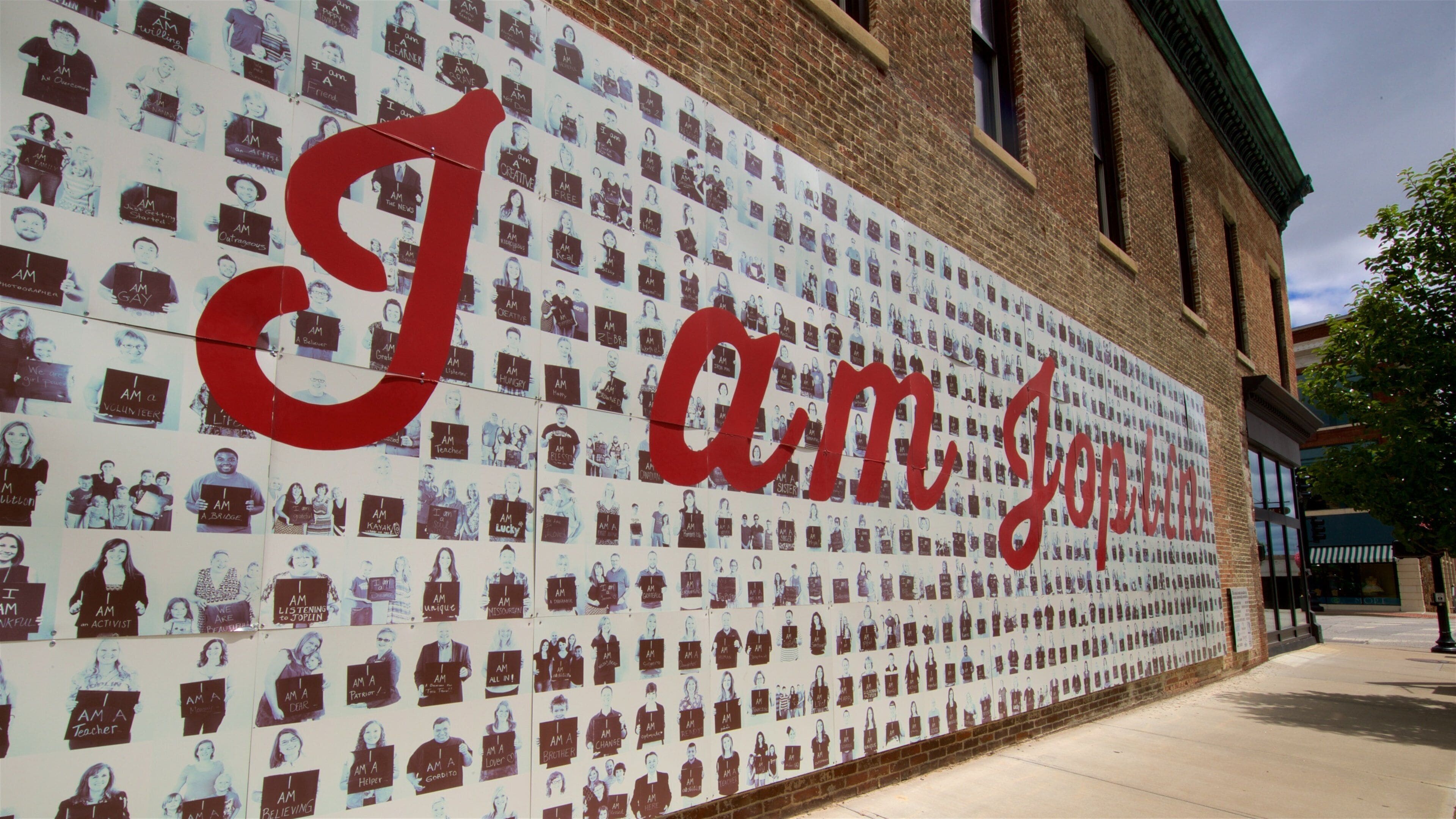 Joplin showing outdoor art