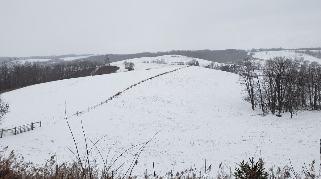 Walnut Creek, Ohio with a Winter Snow