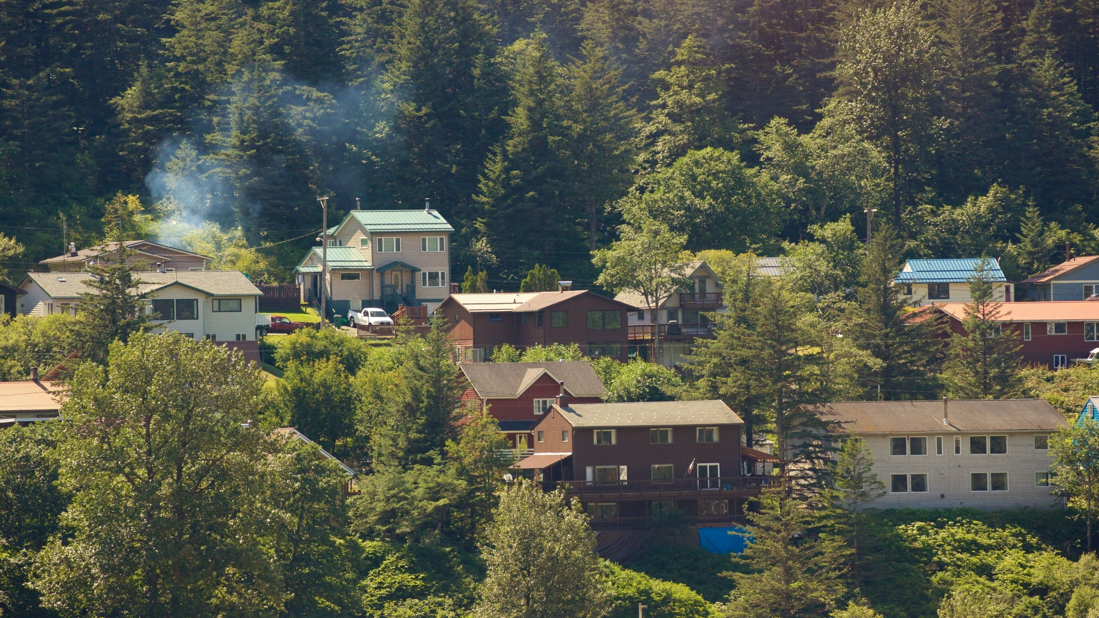 Juneau showing a small town or village