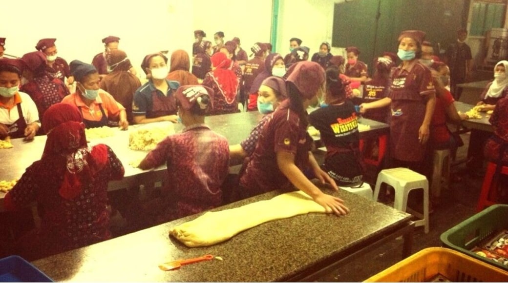 Kneading the dough for Bakpia Pathok 25.