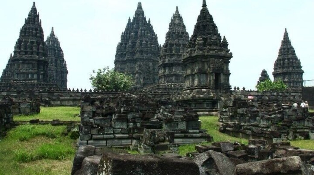 A great place to explore Hindu architecture. Like at Borobodur, be prepared to be the only foreigner.