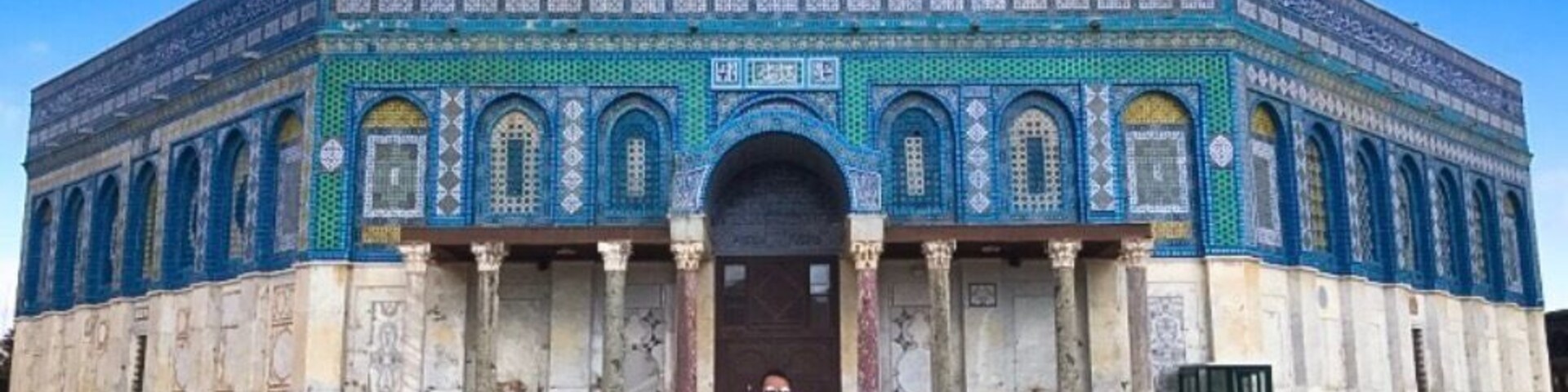 Incomparable beauty.
#LifeAtExpedia #lifeatexpedia #Jerusalem #DomeOfTheRock #Colors #Israel
