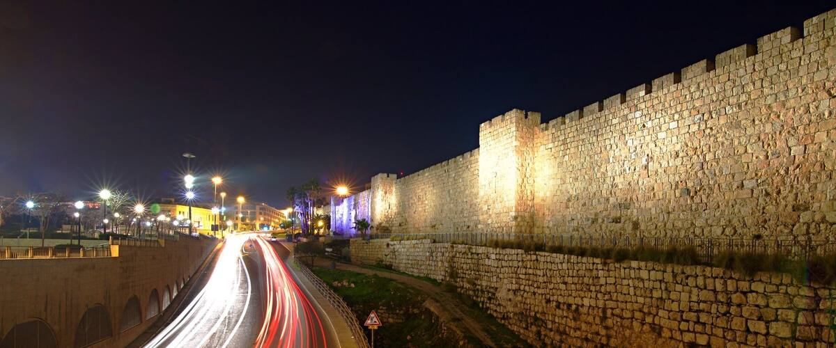UNESCO World Heritage Site: The Old City of Jerusalem
The Old City is home to several sites of key religious importance: the Temple Mount and Western Wall for Jews, the Church of the Holy Sepulchre for Christians and the Dome of the Rock and al-Aqsa Mosque for Muslims. It was added to the UNESCO World Heritage Site List in 1981.(Wikipedia)
#Jerusalem #Israel #OldCity #citywall #road #nightscape #UNESCOWorldHeritageSites #OnTheRoad