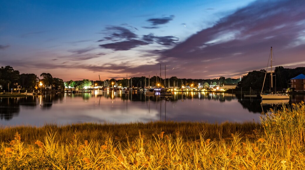 sunset over warwick cove in rhode island
