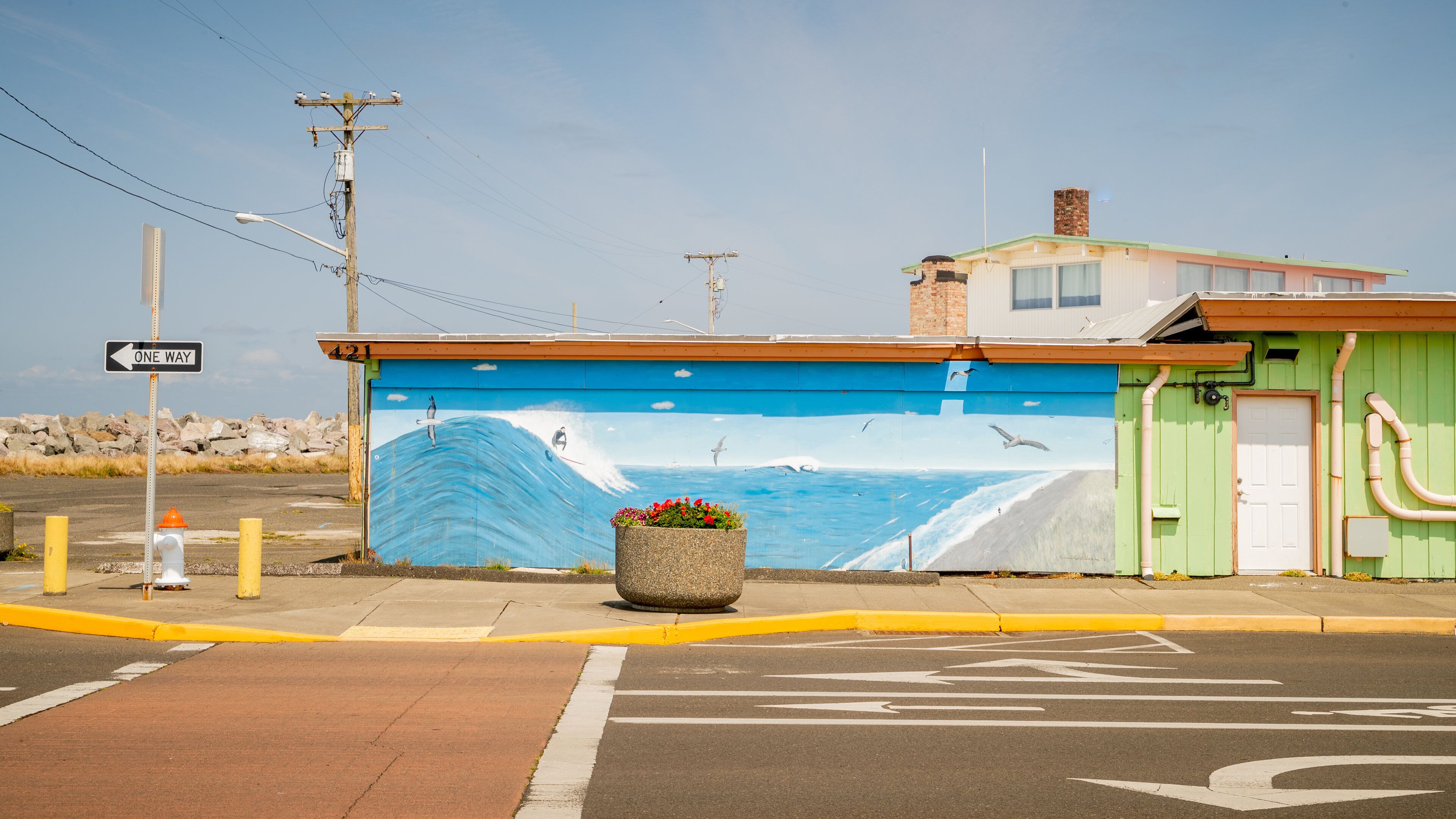 <h2>Top places to stay near the beach</h2>
