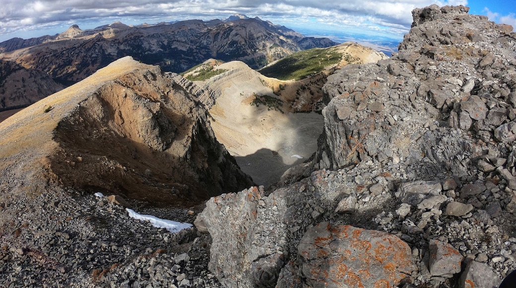 Cody peak with 🚠 access to hiking trails!