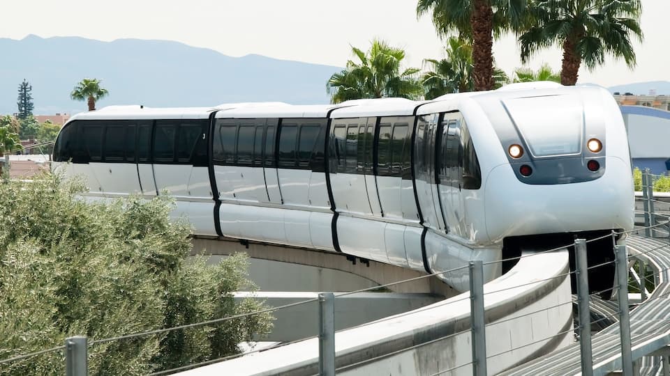Monorail arriving to the station on the Las Vegas Strip