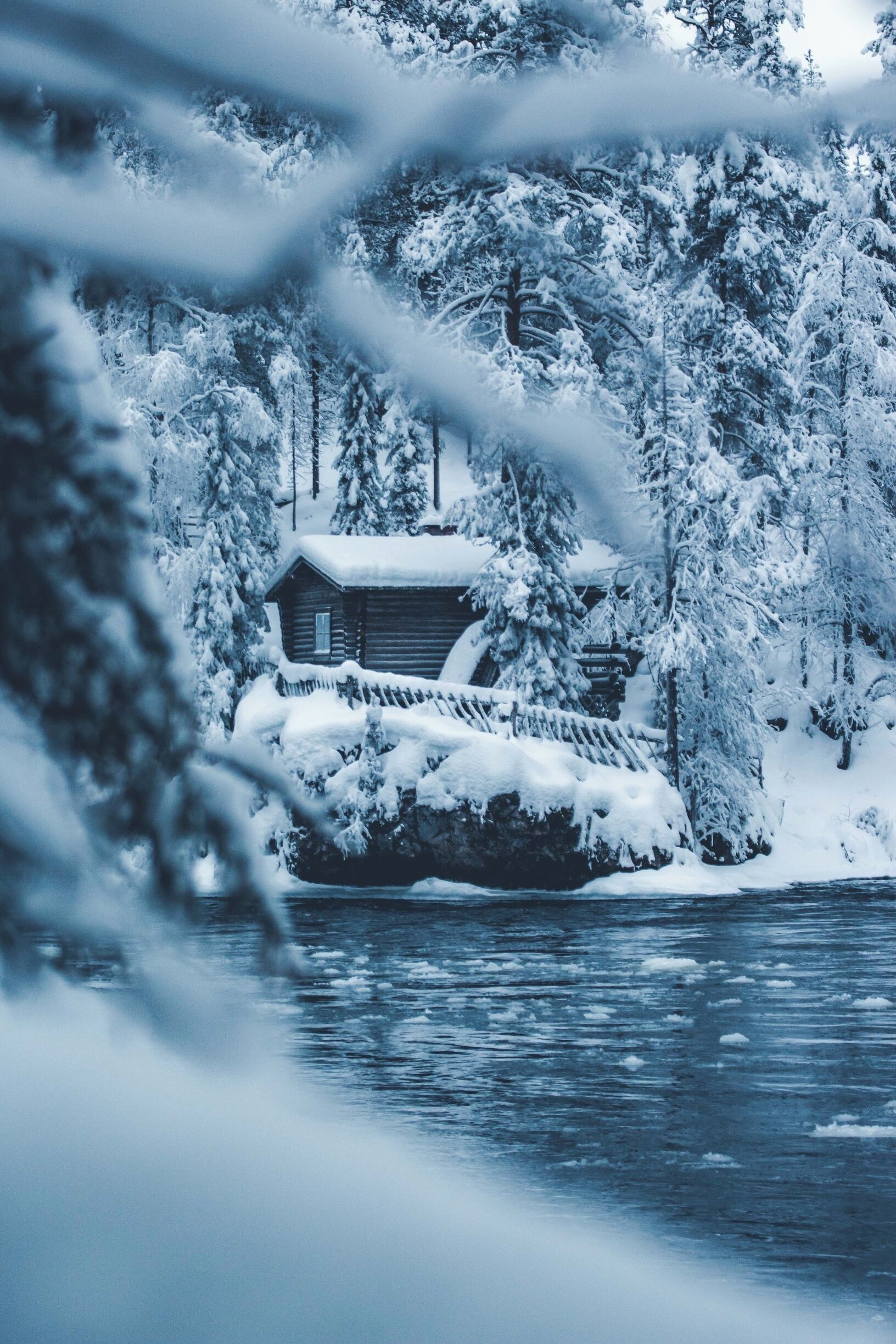 This might be the second most photographed cabin in Finland, Oulanka really is worth a visit In the winter time (as well as in the summer)! 