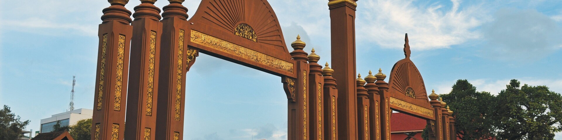 Kota Bharu showing heritage elements