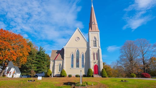 Trinity Episcopal Church at Town Common on 47 East Street in historic town center of Wrentham, Massachusetts MA, USA.