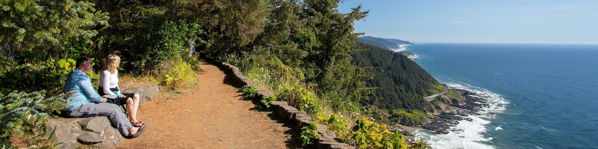 Yachats which includes views and general coastal views as well as a couple