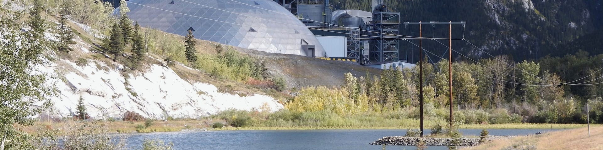 A shiny dome at the Lafarge Plant near Exshaw, Alberta, to store material and to add to its manufacturing process.
#OnTheRoad