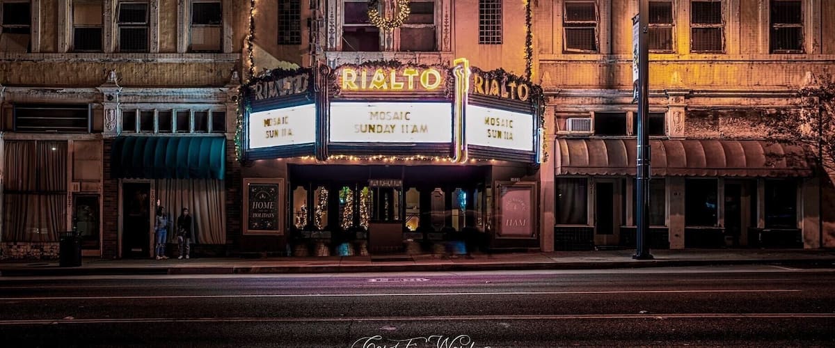 The Rialto at night