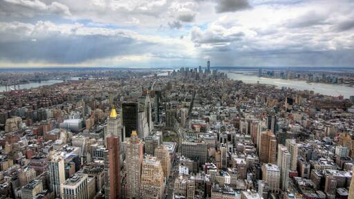 The amazing views down Lower Manhattan from the top of the Empire State Building.