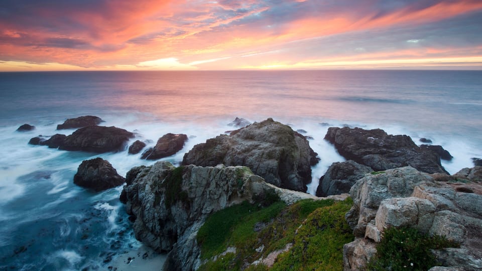 A magnificent sunset at the Bodega Head overlook on the Sonoma Coast near Bodega Bay, CA.