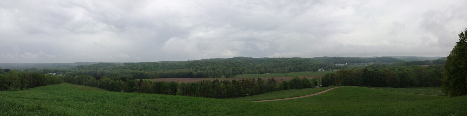 The view from the top of Mt. Jeez (more of a big hill than a mountain) overlooking Malabar Farms and the surrounding Pleasant Valley.
#hiking