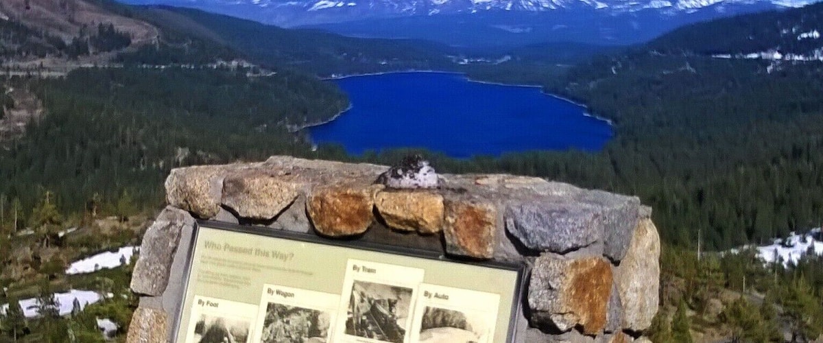 The vista point 1st the Summit gives a breathtaking view of Donner lake. #blue