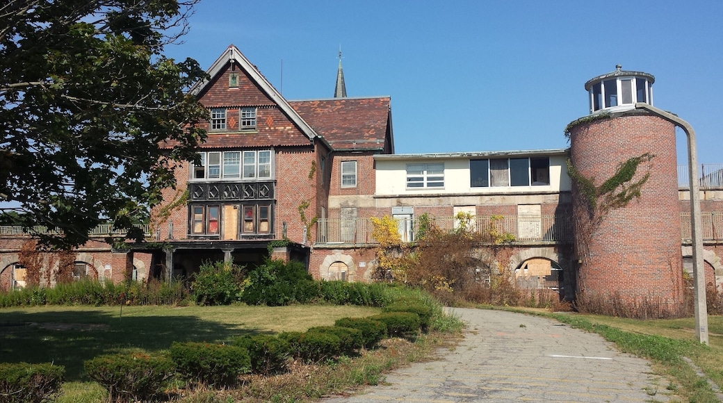 Seaside Sanatorium is a little hard to get into but it's definitely worth it.