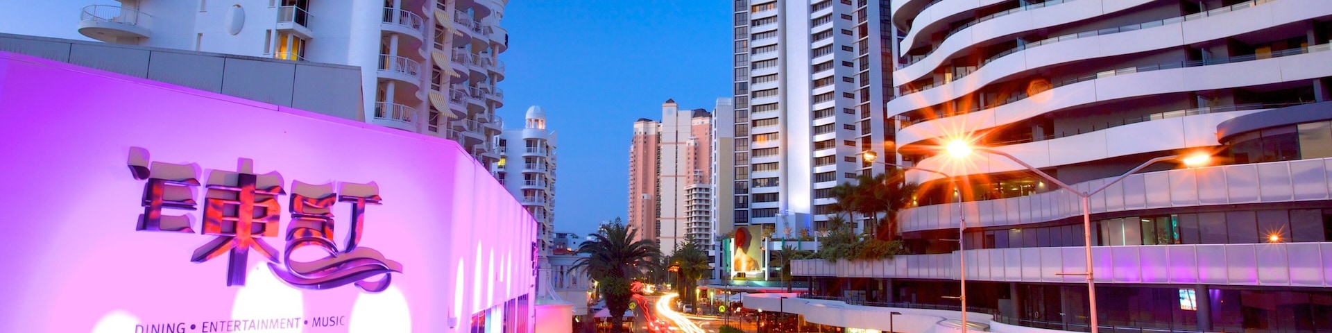 Broadbeach das einen moderne Architektur, Stadt und Beschilderung