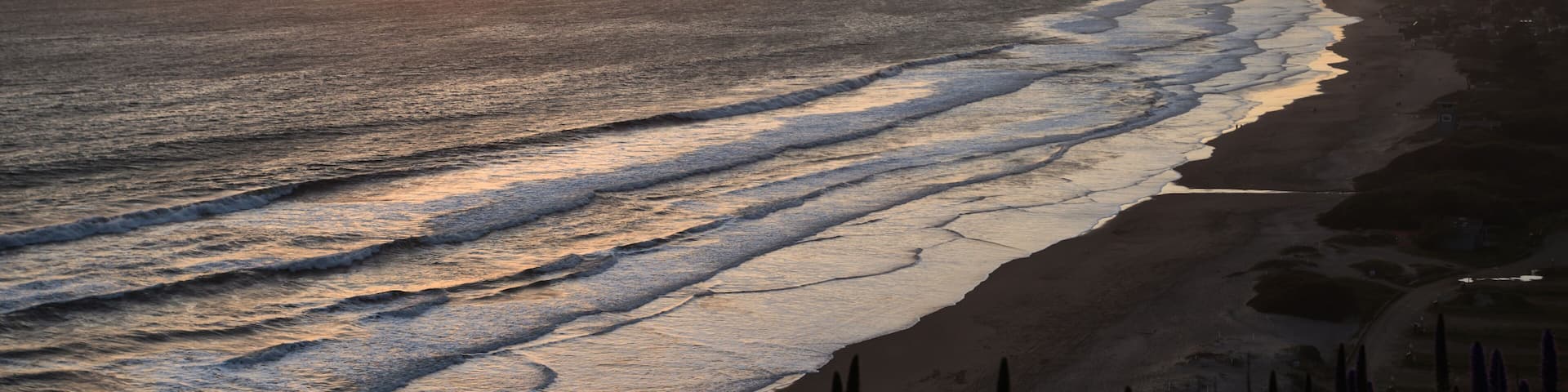 Glowing Sunset on Bolinas Bay, Stinson Beach, California Title
