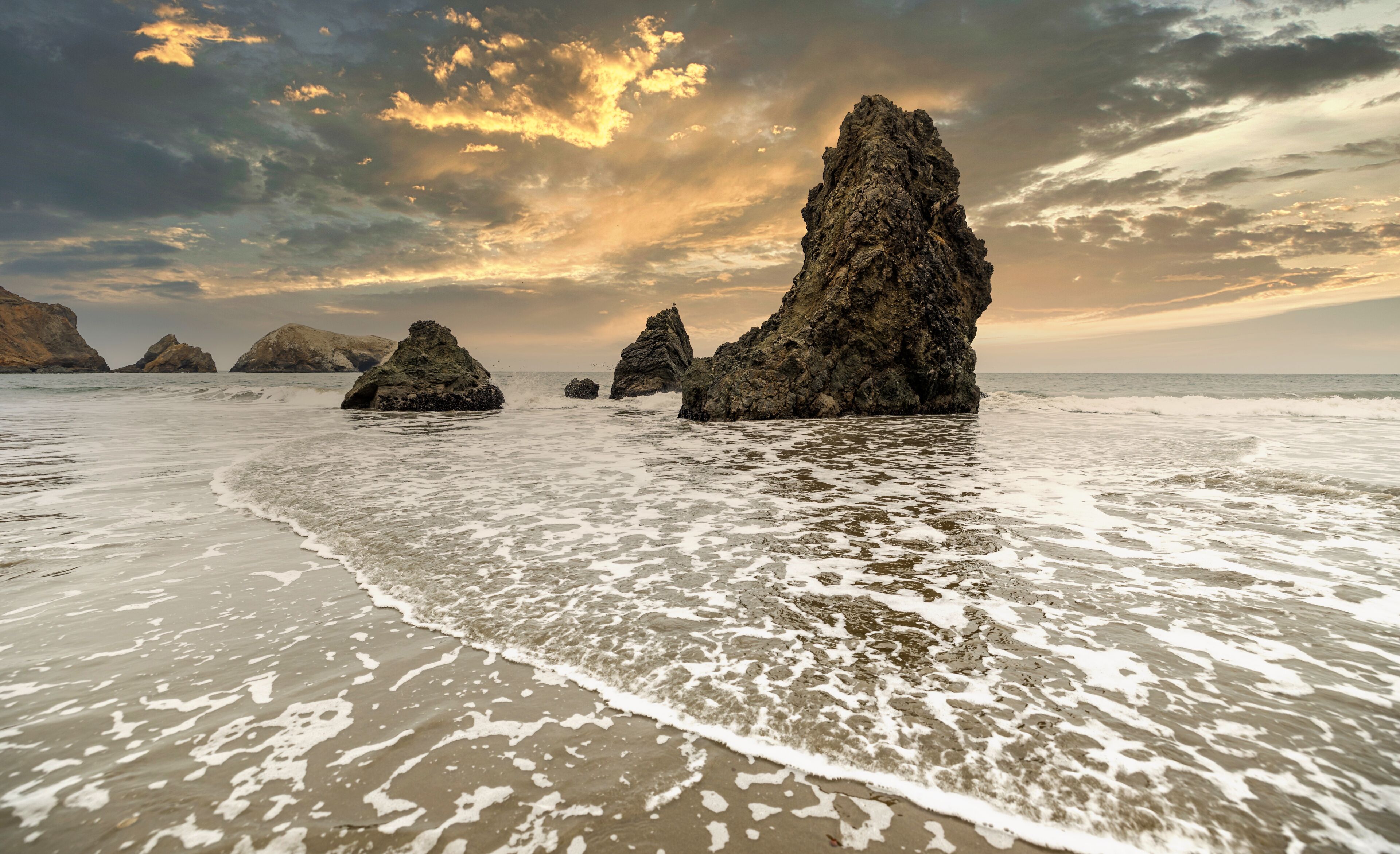 Rock formations at Rodeo Beach, California, USA, San Francisco Marine Headlands Recreation Area, beautiful landscape, California seaside.