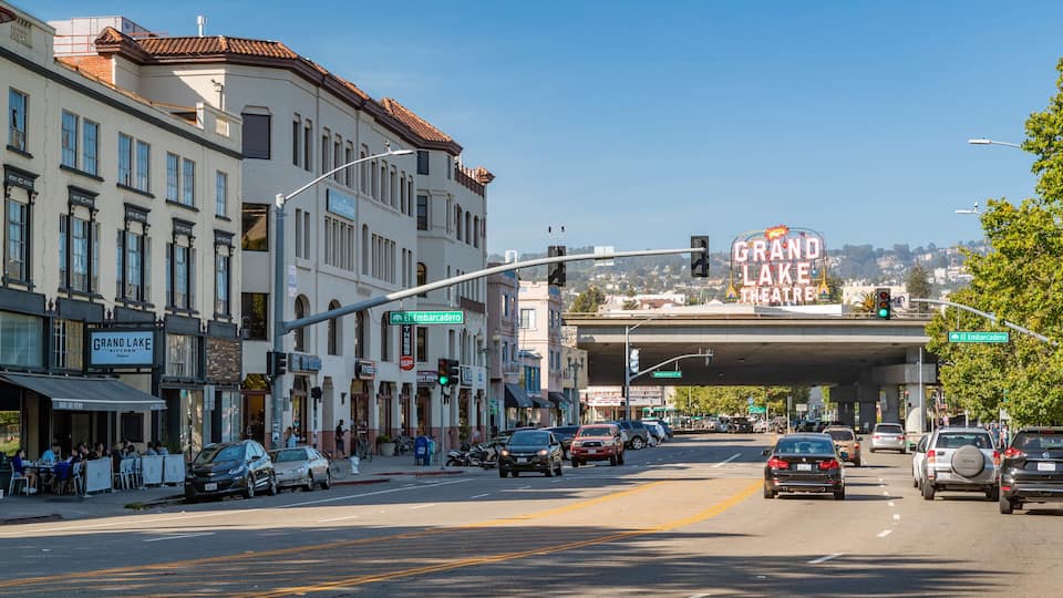 Piedmont showing signage