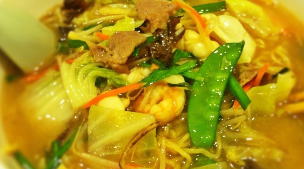 This Japanese noodle bar has the best Chanpon in Los Angeles in my opinion. Chanpon is a regional cuisine of Nagasaki, Japan. Ramen noodle is cooked perfectly al dente and the creamy and savory soup has a touch of sesame oil.