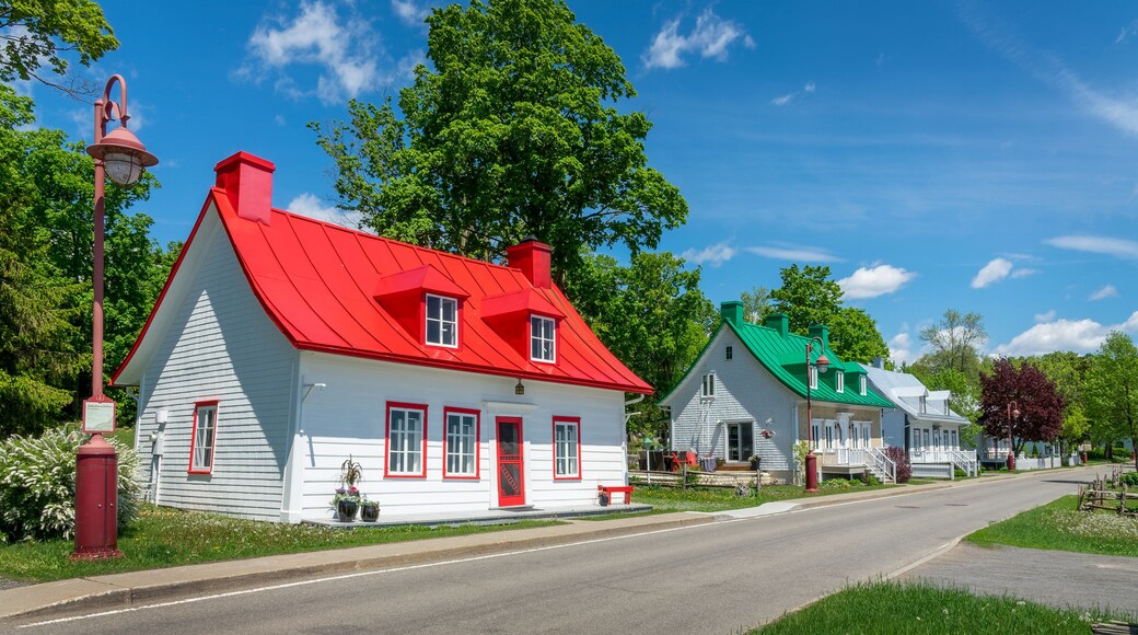 Colorful old houses in the village of Saint Jean on the island of Orleans near Quebec City, Île d'Orléans, Canada