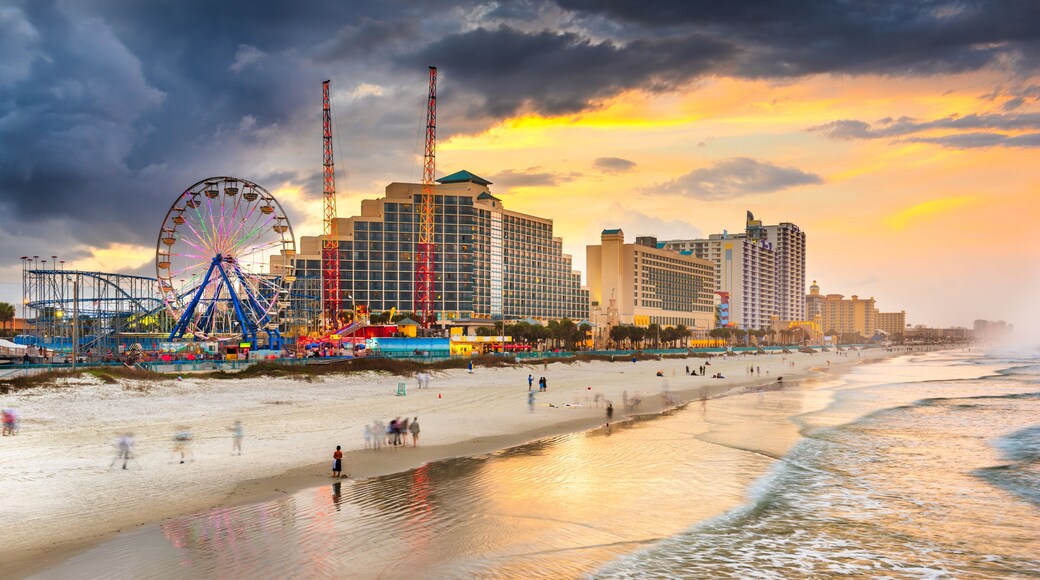 Daytona Beach, Florida, USA beachfront skyline.