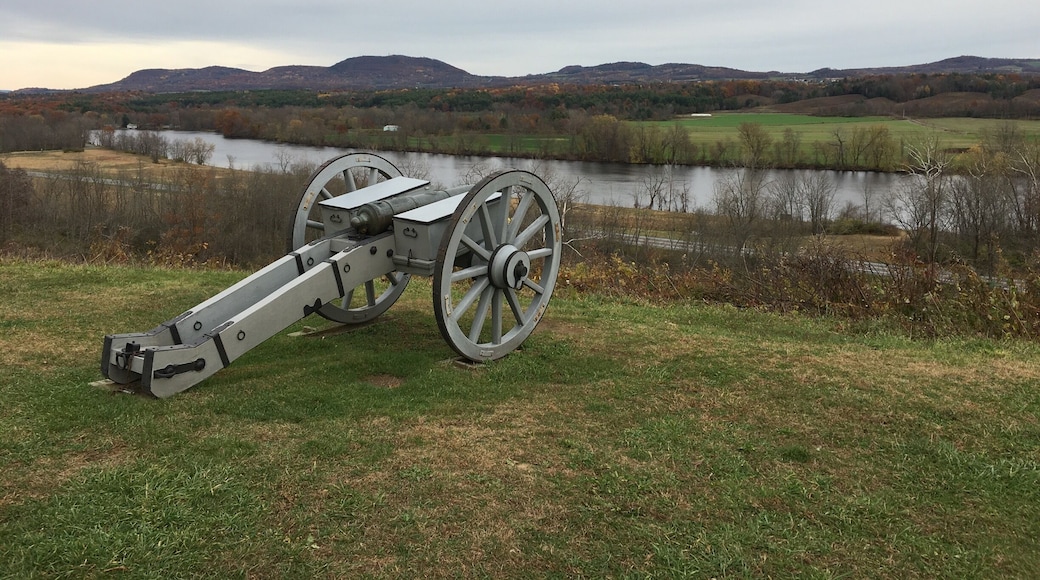 Toured Saratoga National Battlefield. The cannons were aimed at Burgeon's troops trying to travel both land and water routes along the Hudson River in September and October 1777.