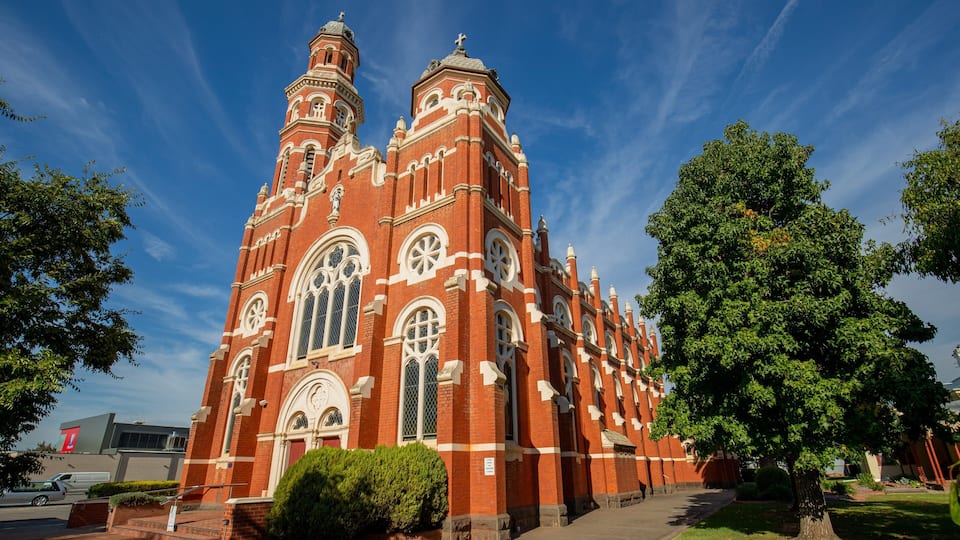 Benalla which includes a church or cathedral and heritage architecture