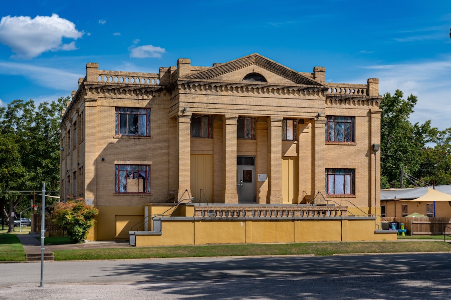 Smithville, Texas, Church