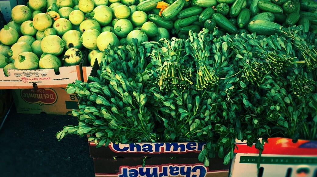 A great farmers market with many many vendors with all types of fresh fruits and vegetables, take your pick then get on the web for some recipe ideas!! We never venture past the food area, but there's plenty of other flea market type vendors here too.