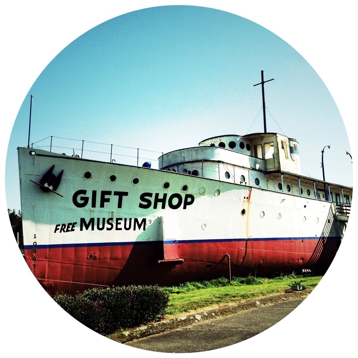 Surreal hotel & gift shop. Closed for duration.