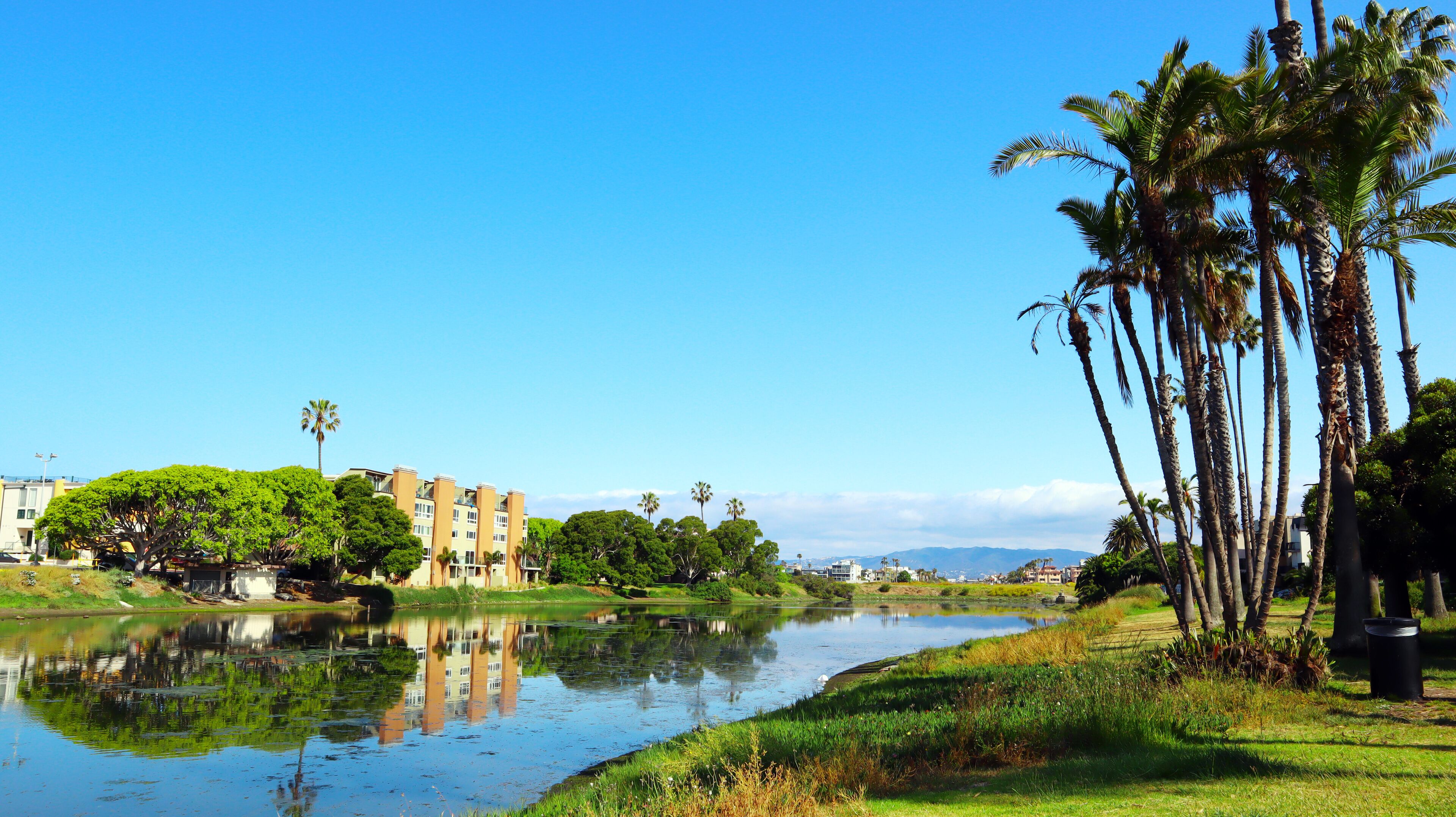 Playa del Rey (Los Angeles), California: Del Rey Lagoon Park in the Playa Del Rey neighborhood of Los Angeles at 6660 Esplande Place