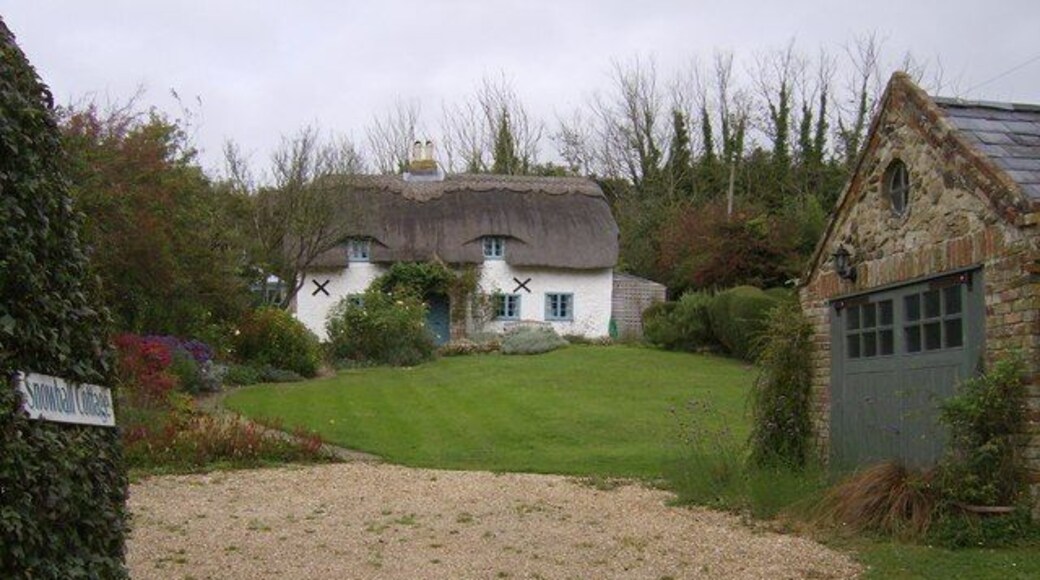 Snowball Cottage, a late 18th- or early 19th-century thatched cottage in Clay Lane, Newbridge, Isle of Wight