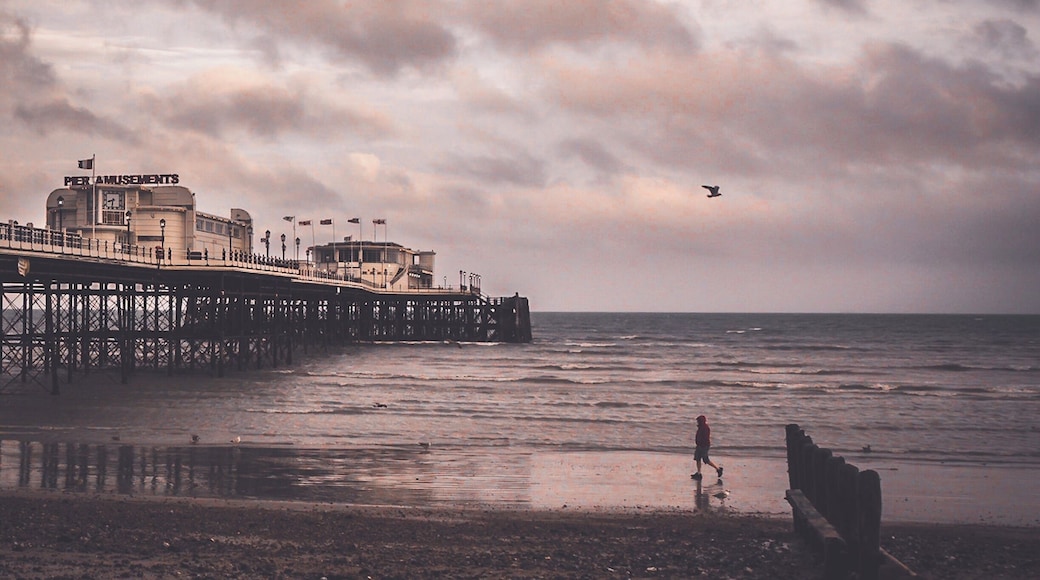Worthing Pier, Sussex.
#worthing #worthingpier #sussex #beach #pier