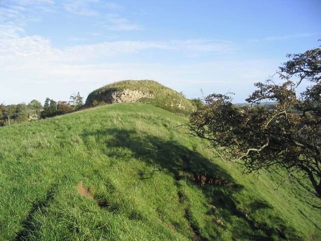 Wark Castle Early 12th century, rebuilt 1153-6, extended later Motte-and-bailey castle holding the Southern bank of the Tweed, with a huge keep, 75x50m on the motte. Wark's royal artillery left in 1633 after centuries of royal military activity, and the site was left to nature. (Source: Borders and Berwick, An Architectural Guide by Charles Alexander Strang)