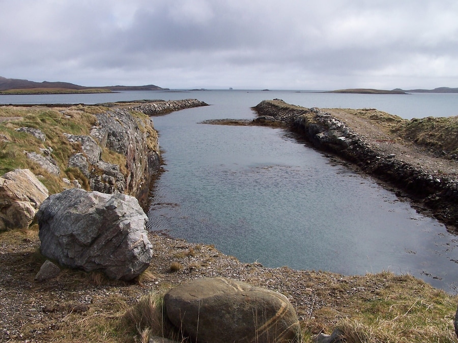 The Old Harbour About 1300m north of the Lochmaddy pier is this old harbour.