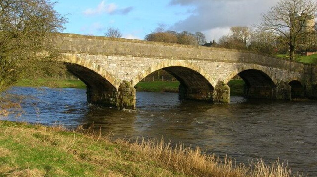 Bradford Bridge Crosses the River Ribble just north of Clitheroe and formerly linked Lancashire with the West Riding of Yorkshire.