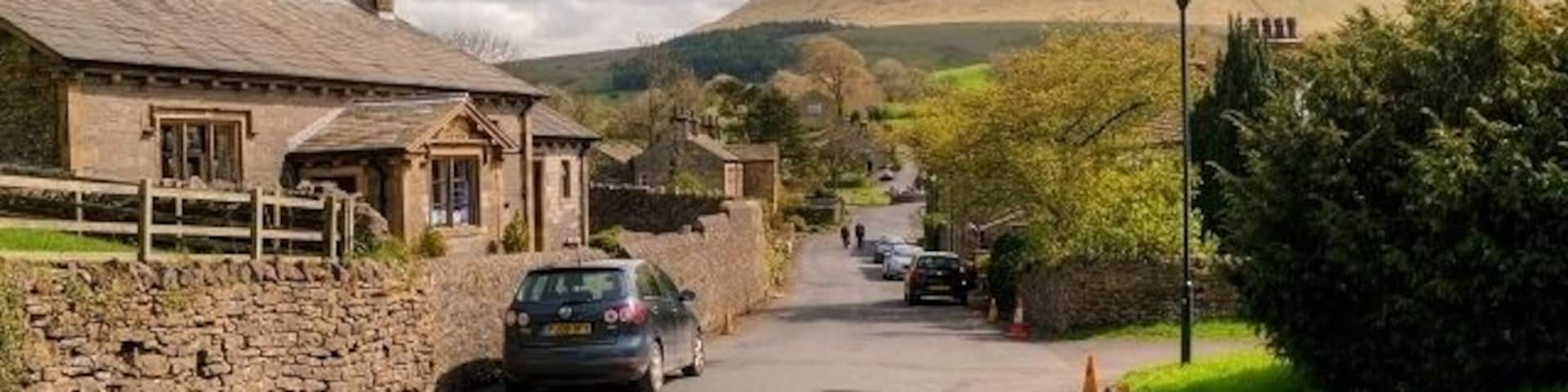 Photograph of the primary school in Downham, Lancashire