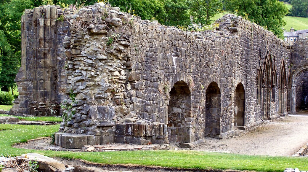 Whalley Abbey, near to Billington, Lancashire, Great Britain. The ruins of Whalley Abbey are a Grade I listed building and a Scheduled Ancient Monument. The site of the abbey was first consecrated in 1306 after the Cistercian monks from Stanlow Abbey had moved to Whalley. The church was completed in 1380 but the remainder of the abbey was not finished until the 1440s. The abbey closed in 1537 as part of Henry VIII�s dissolution of the monasteries. Following which, the abbey was largely demolished and a country house was built on the site. In the 20th century the house was modified and it is now the Retreat and Conference House of the Diocese of Blackburn. Today, only the foundations remain of the church. The remains of the former monastic buildings are more extensive. <a title="http://www.whalleyabbey.co.uk/" rel="nofollow" href="http://www.whalleyabbey.co.uk/">Link</a><img style="padding-left:2px;" alt="External link" title="External link - shift click to open in new window" src="http://s0.geograph.org.uk/img/external.png" width="10" height="10"/> Official abbey web site <a title="http://en.wikipedia.org/wiki/Whalley_Abbey" rel="nofollow" href="http://en.wikipedia.org/wiki/Whalley_Abbey">Link</a><img style="padding-left:2px;" alt="External link" title="External link - shift click to open in new window" src="http://s0.geograph.org.uk/img/external.png" width="10" height="10"/> Wikipedia article See other images of <a href="/snippet/1774" title="See other images in Whalley Abbey">Whalley Abbey</a>
