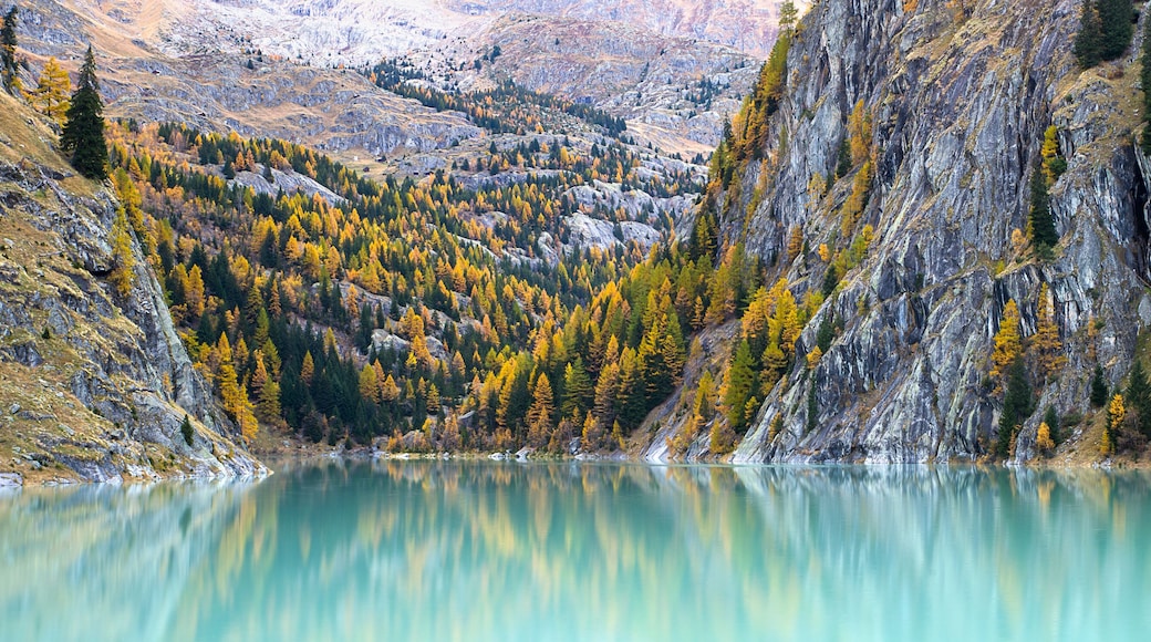 Landscape at Stausee Gibidum and Gebidem dam to power the Bitsch Electra-Massa storage power station from Alpiq with the meltwater from the Aletsch Glacier