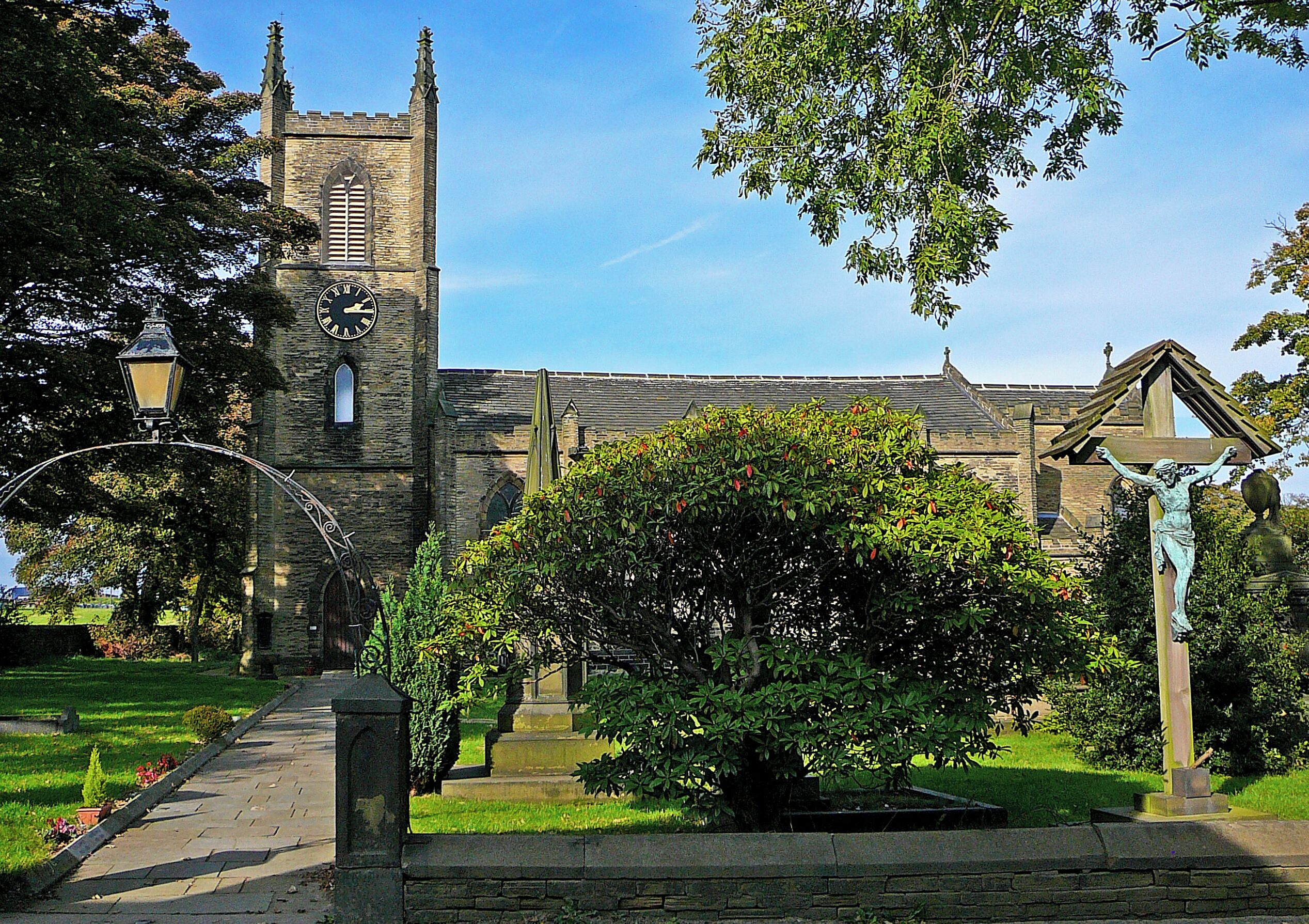 showing the rood cross