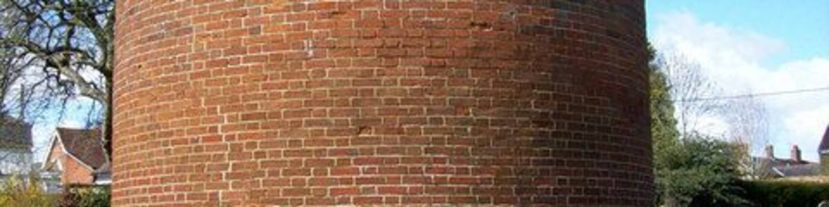 Broughton - Dovecote The Rector of St Marys has been allowed to have a dovecote in the churchyard from around 1340, the present dovecote dates from about 1680.